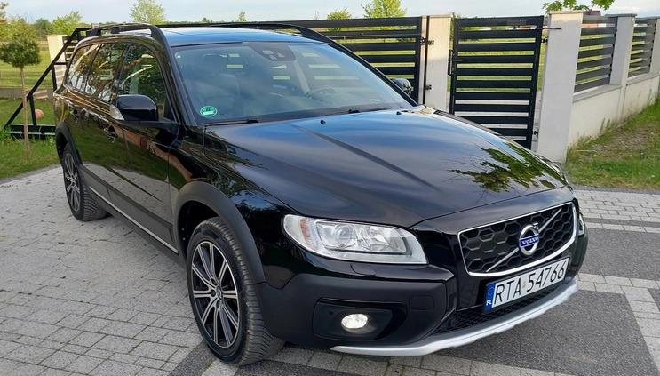 Volvo XC 70 cena 66900 przebieg: 305000, rok produkcji 2015 z Tarnobrzeg małe 79